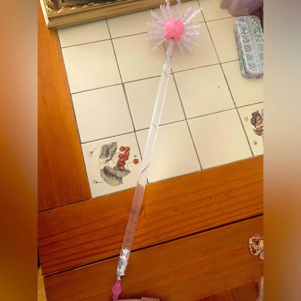 Glinda’s Wand 🫧🪄